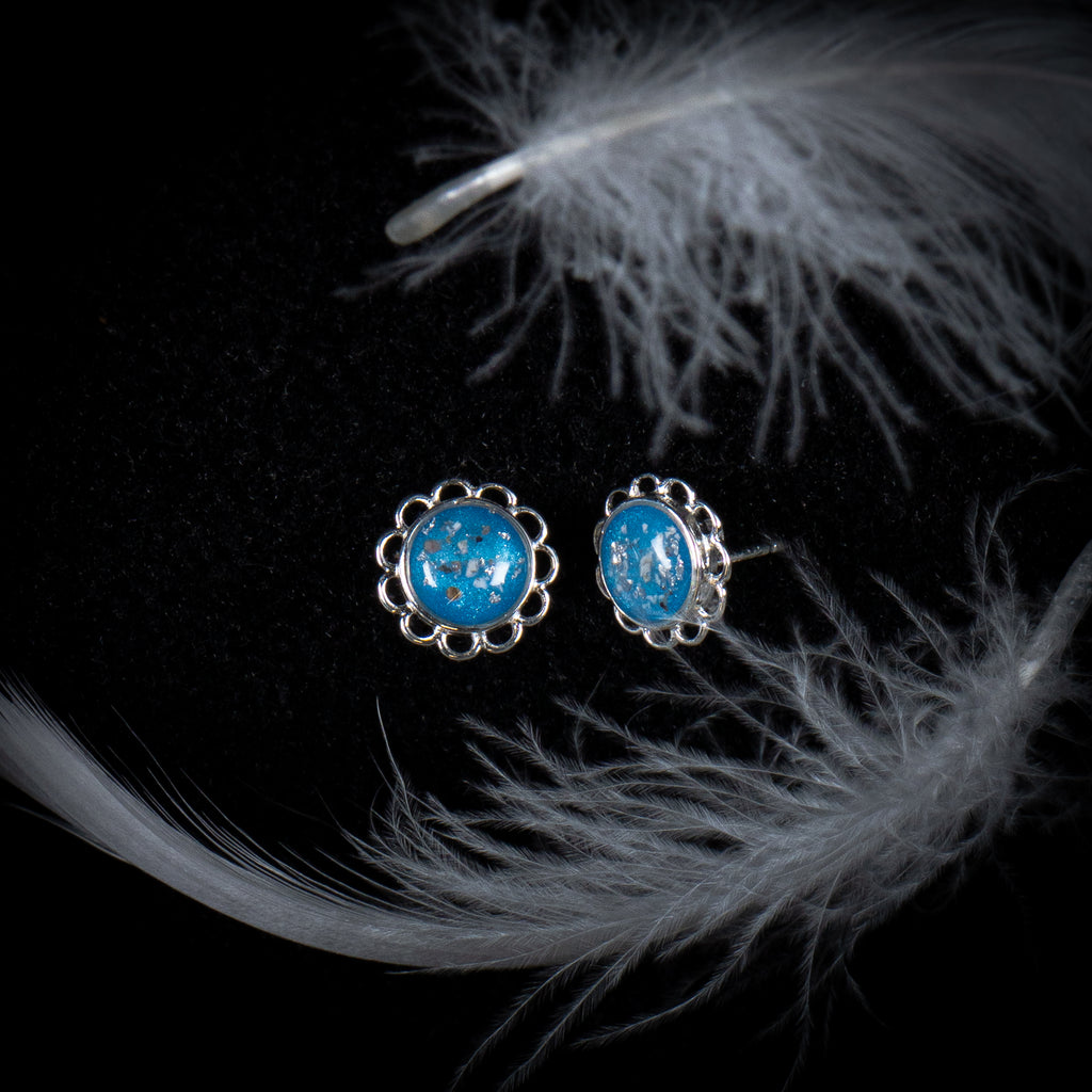 Frill-Edge Stud Earrings (925 Sterling Silver)