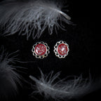 Frill-Edge Stud Earrings (925 Sterling Silver)