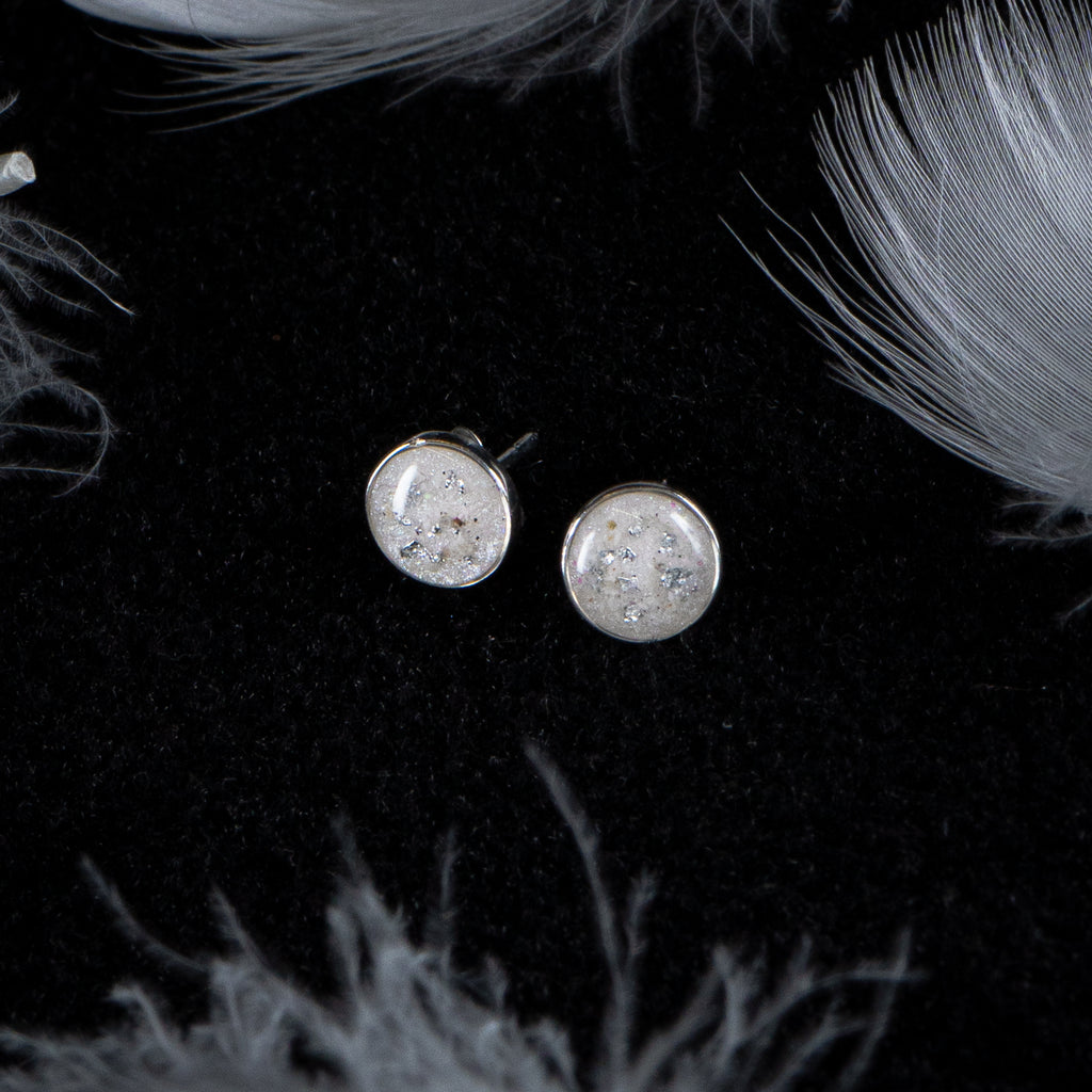 Round Stud Earrings (925 Sterling Silver)